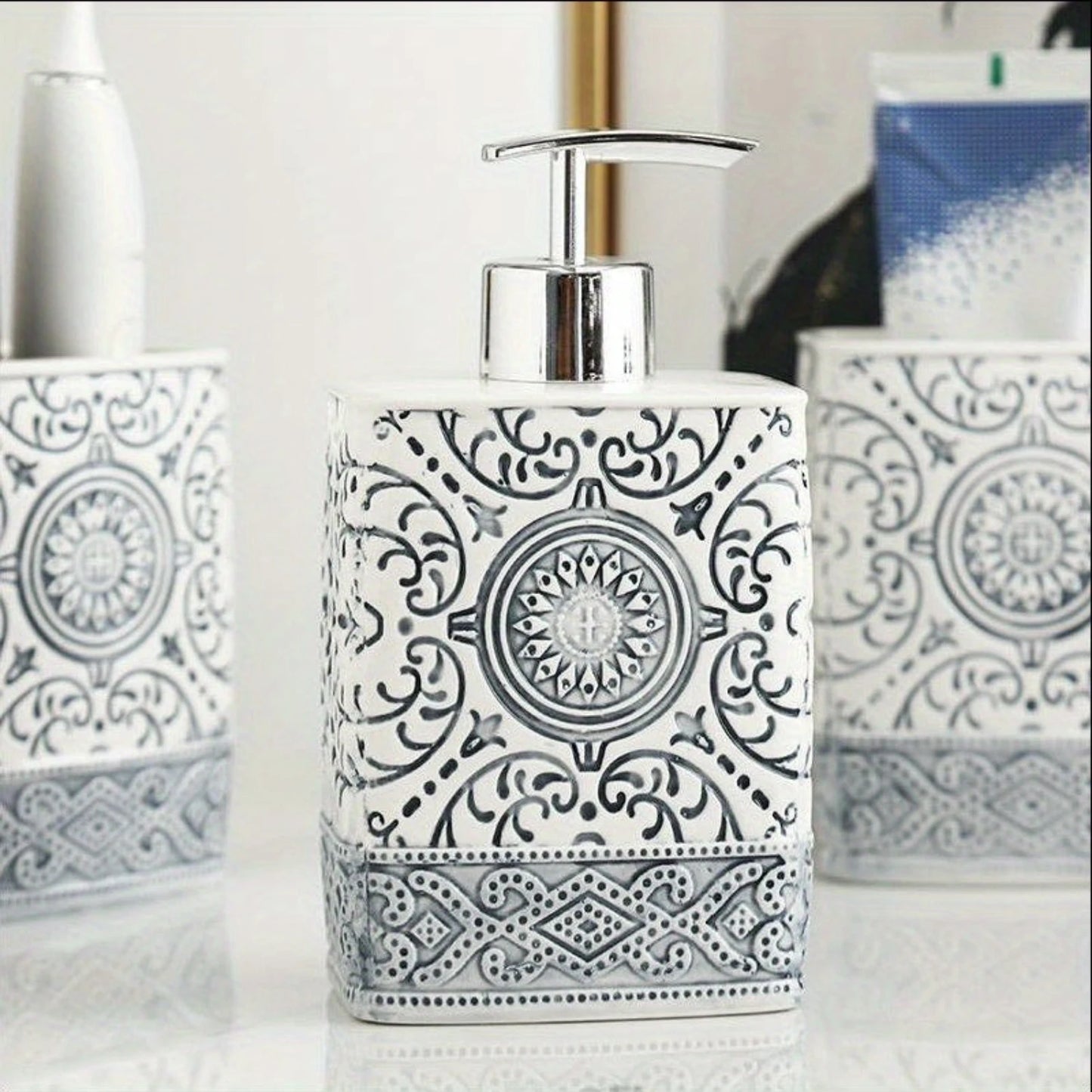 4Pcs/Set Bohemian Style Ceramic Bathroom Toiletry Set