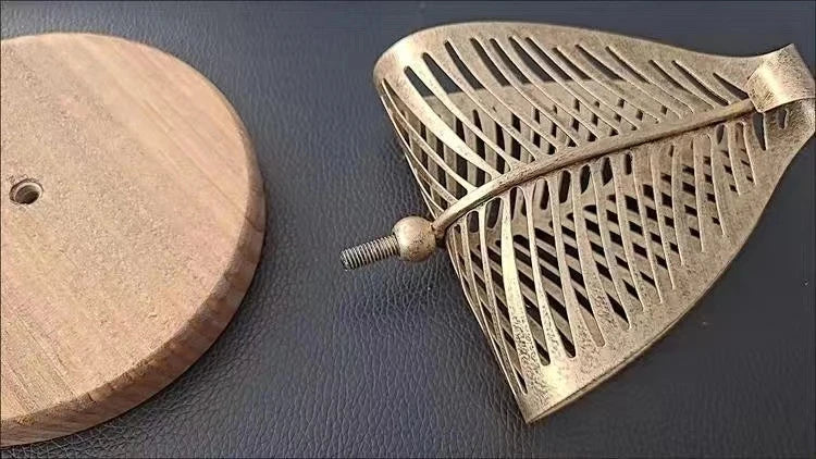 Vintage Leaf Table Tissue Holder