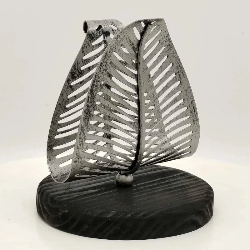 Vintage Leaf Table Tissue Holder