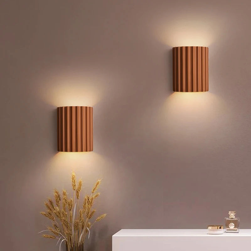 Resin High-End Fashionable Bedroom Living Wall Lamp