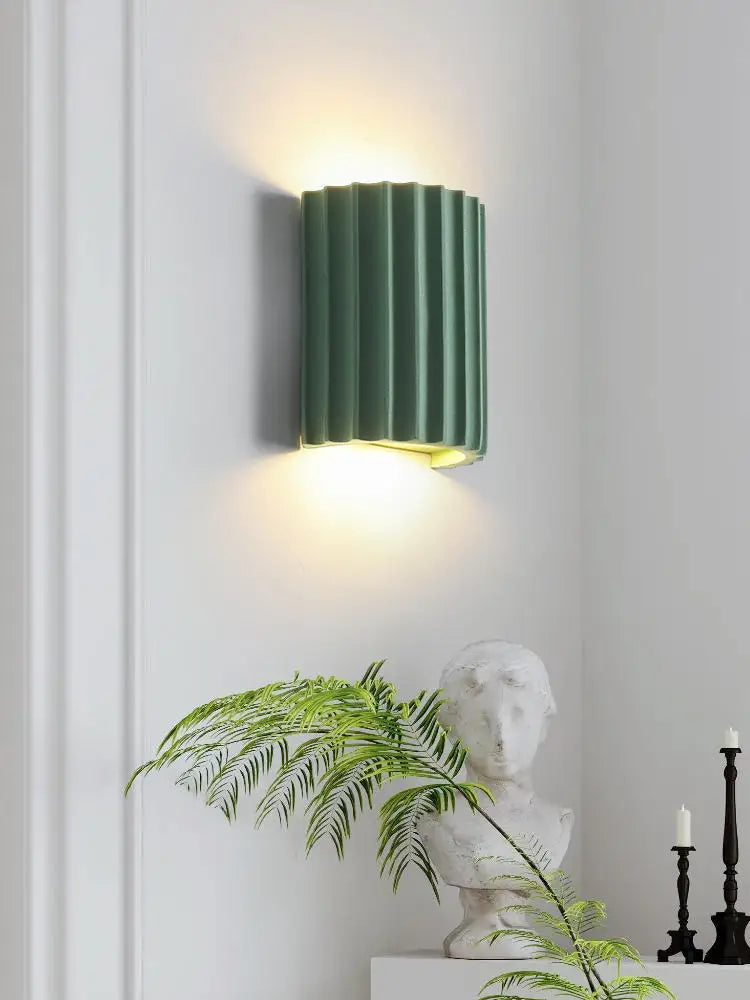 Resin High-End Fashionable Bedroom Living Wall Lamp