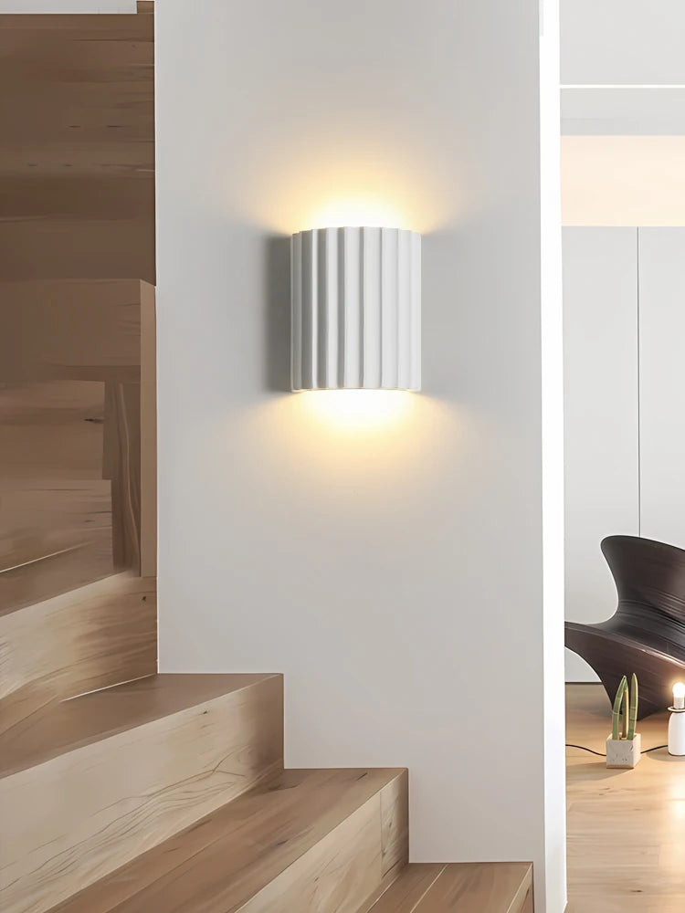 Resin High-End Fashionable Bedroom Living Wall Lamp